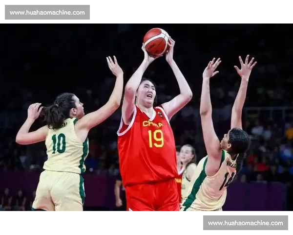 宫鲁鸣训张子宇：传球太低！高举高打战术亟待调整