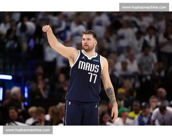 小莫里斯力挺东契奇：体型争议系媒体炒作，得分能力无关胖瘦