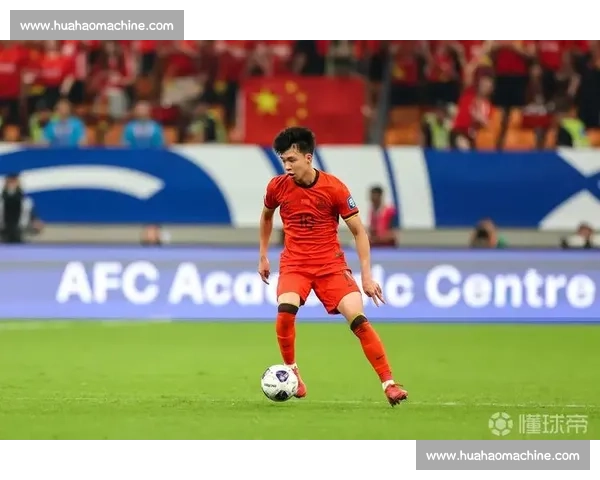 德转朱艺预告王钰栋身价暴涨！18 岁新星估值或破 200 万欧，球迷评论区竞猜最新身价